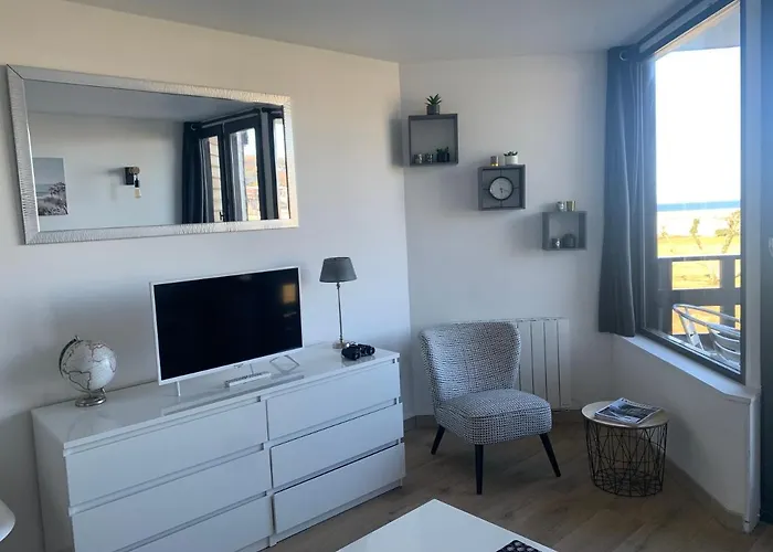 Les Marinas Port Апартаменты *