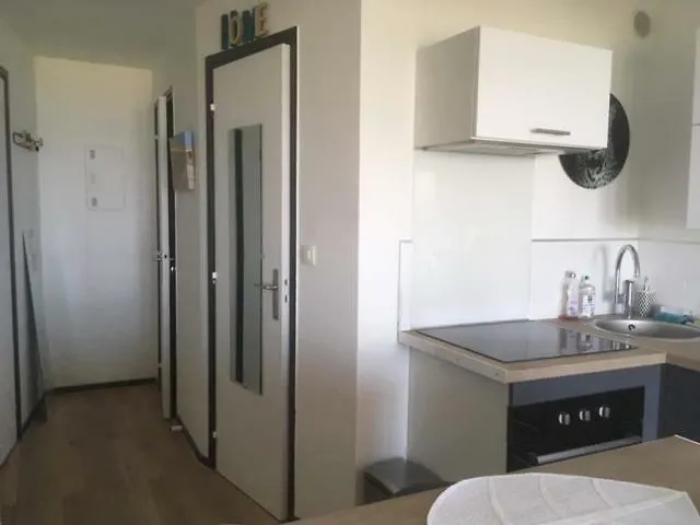 Les Marinas Port * Довиль